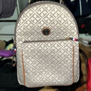 Tommy Hilfiger small bag back pack